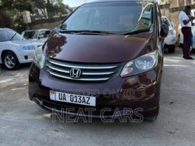 Honda Freed 2011 Red
