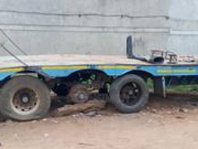 Low Bed Machine Trailer
