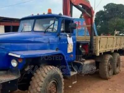 Truck Mounted Crane