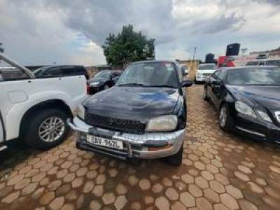 Toyota RAV4 1999 Gray