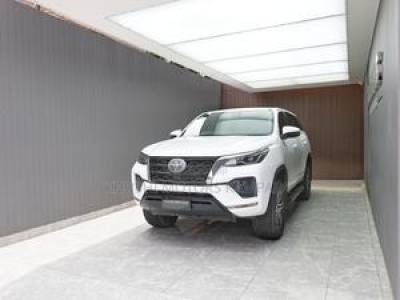 Toyota Fortuner 2.8 D AWD 2020 White