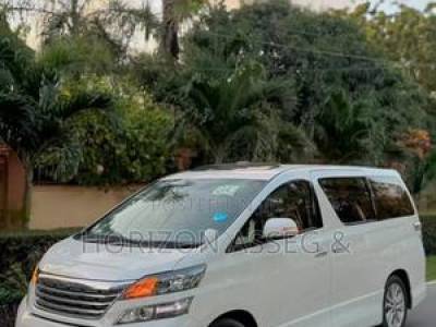 Toyota Vellfire V 2.4 4WD 7-Seater 2012 White