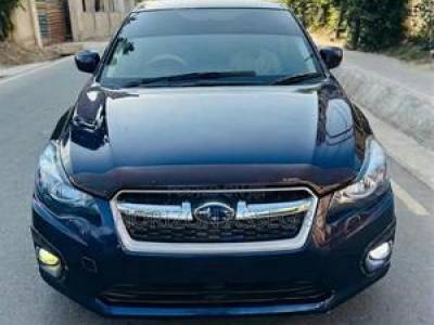 Subaru Impreza 2.0i 5-dr 2013 Blue